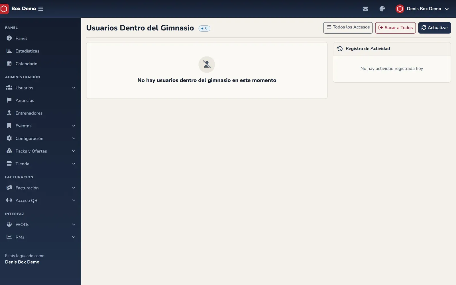 Pantalla Usuarios Dentro del Gimnasio con la lista vacía, el registro de actividad de hoy y los botones Todos los Accesos, Sacar a Todos y Actualizar
