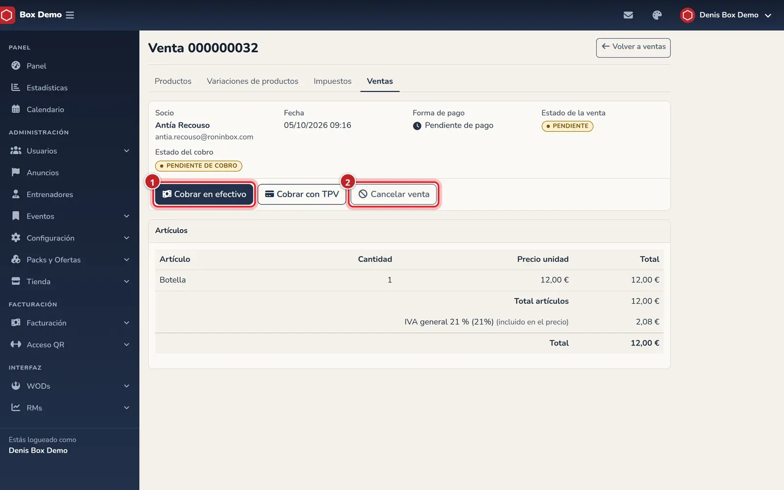Detalle de una venta pendiente con los botones Cobrar en efectivo, Cobrar con TPV y Cancelar venta, la tabla de artículos y el desglose de impuestos